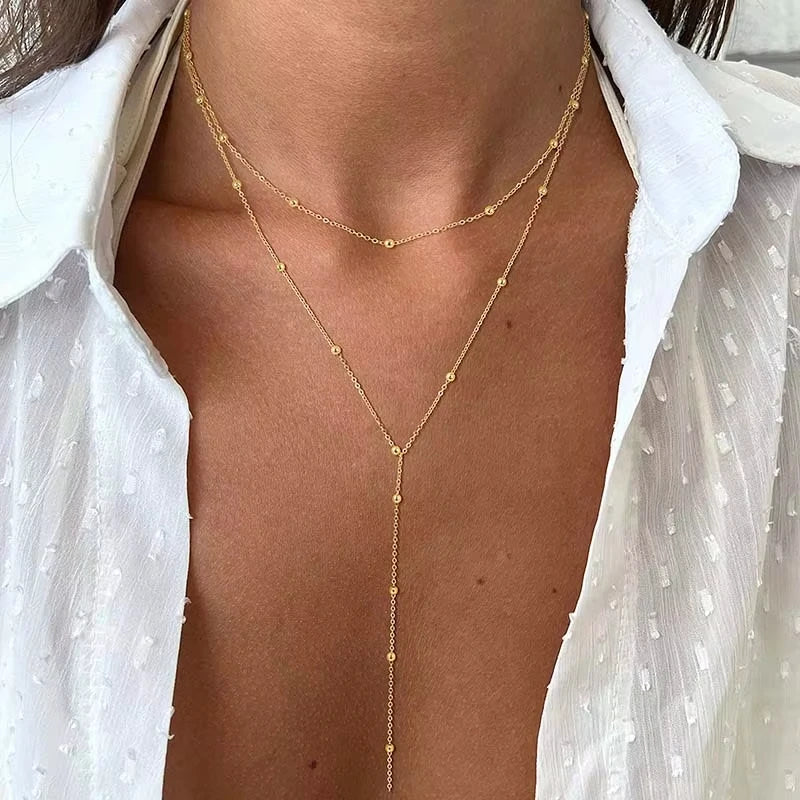 A delicate necklace for her