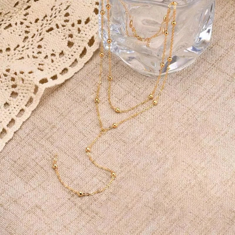 A delicate necklace for her
